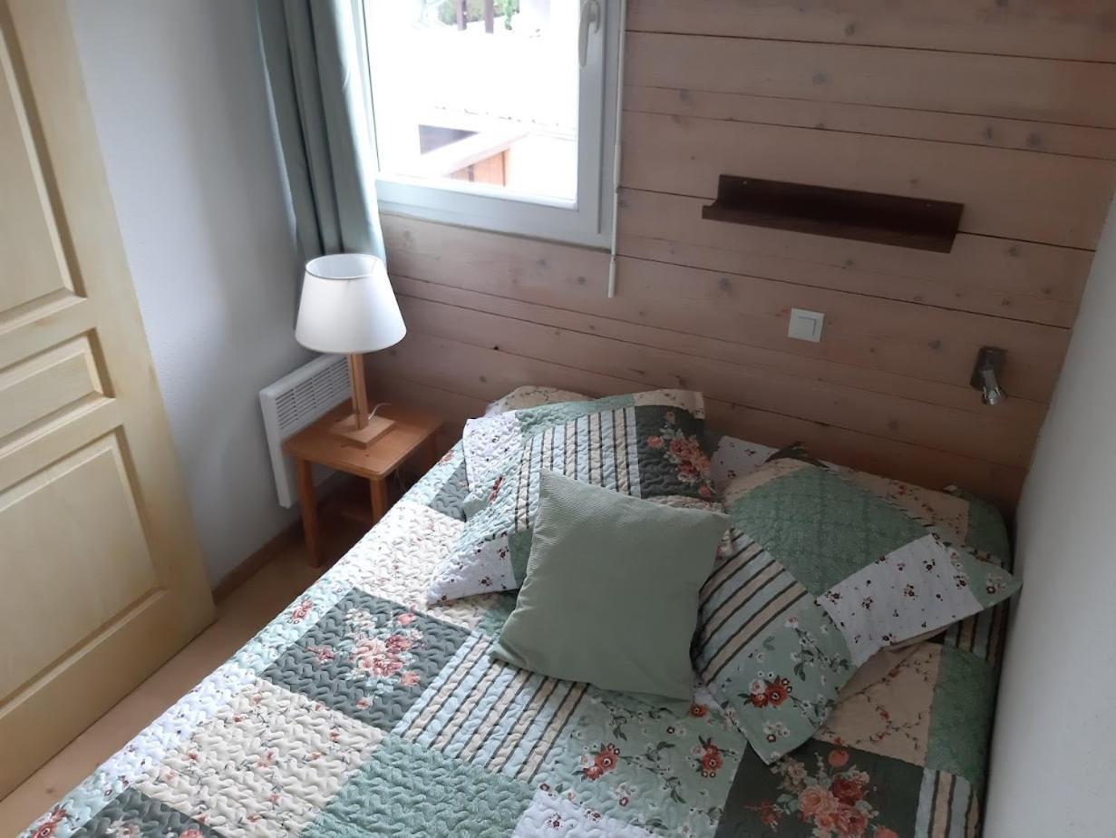 Le 102, T3 Pour 5 Personnes, Vue Montagne, Classe 2 Etoiles Nf, Parking, Piscine En Ete Bagnères-de-Luchon Exterior foto